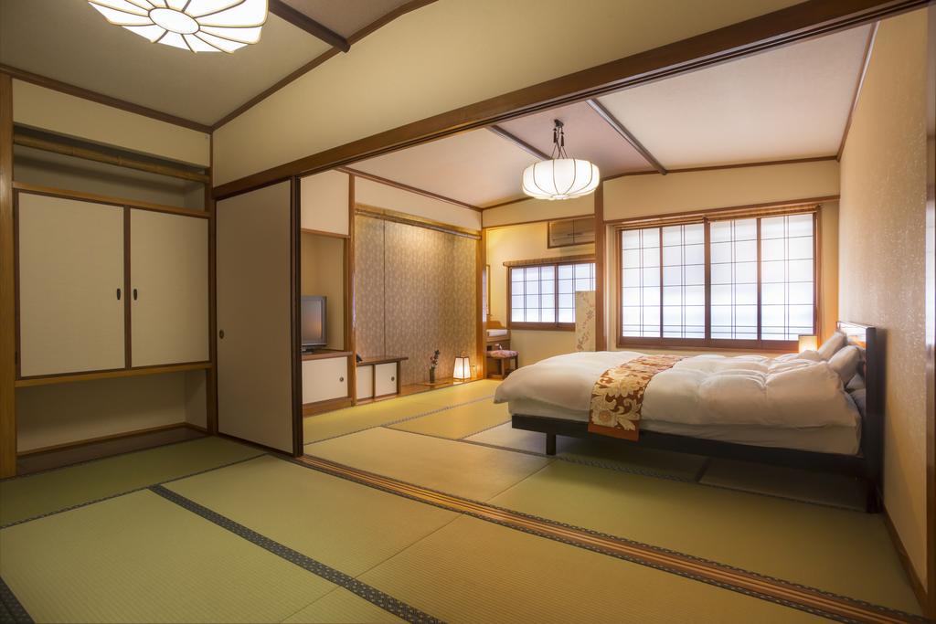 Kinosaki Onsen Hanakouji Saigetsu Hotel Toyooka  Bagian luar foto